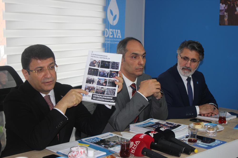 DEVA PARTİSİ SULTANBEYLİ İLÇE TEŞKİLATININ DÜZENLEDİĞİ TOPLANTIDA VİZYON VE PROJELER ANLATILDI