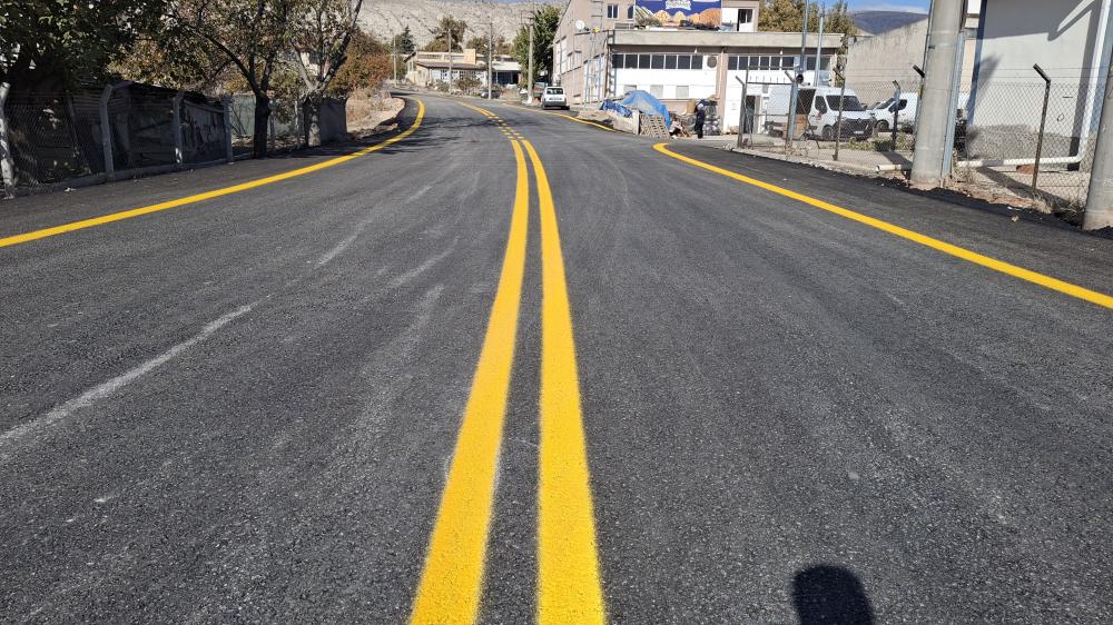 BEYPAZARI’NDA ALTYAPI VE ASFALT ÇALIŞMALARI ARALIKSIZ DEVAM EDİYOR