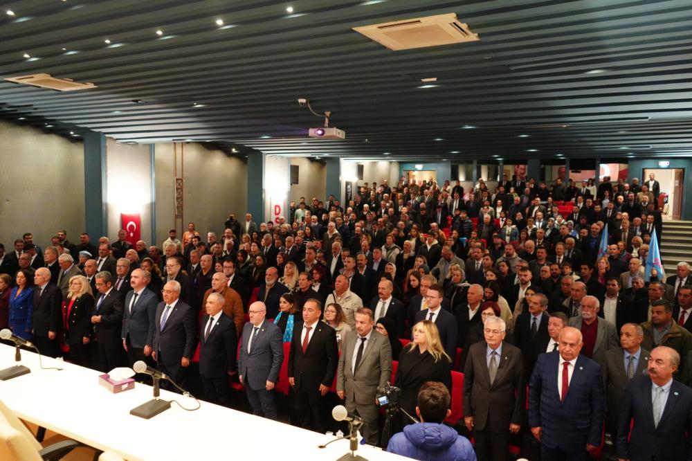 DEMOKRATİK SOL PARTİ’NİN 39. YIL GURURU TES-İŞ’TE KUTLANDI
