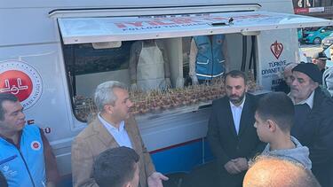 RİZE VALİSİ VE İL MÜFTÜLÜĞÜ MOBİL İKRAM ARACINI VATANDAŞLARLA BULUŞTURDU