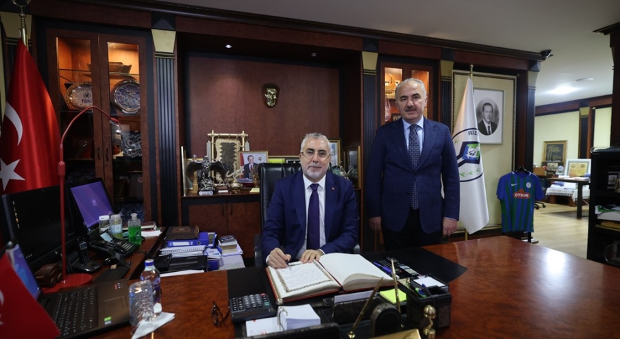 ÇALIŞMA VE SOSYAL GÜVENLİK BAKANI RİZE’DE KONUŞTU: “İSTİHDAMDA YÜKSELİYORUZ”