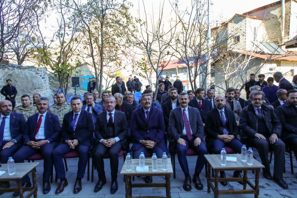ÇUKURCA TARİHİ TAŞ EVLERİ RESTORASYONLA TURİZME KAZANDIRILDI