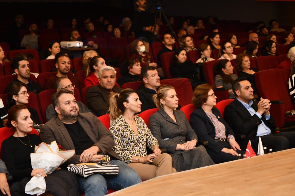 ÖDÜLLÜ FİLMLER ÇİĞLİ'DE İZLEYİCİYLE BULUŞTU