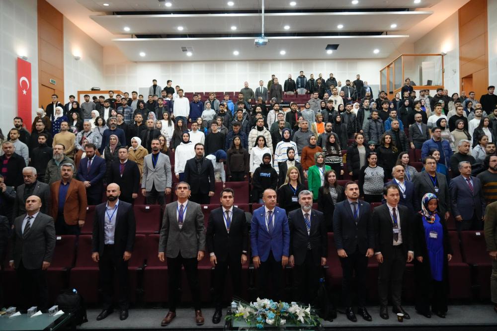 ADIYAMAN ÜNİVERSİTESİ TÜRKİYE’NİN İLK TEMATİK YÜZER GES ZİRVESİNE EV SAHİPLİĞİ YAPTI