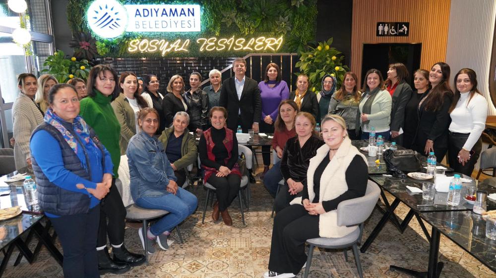 BAŞKAN TUTDERE, ‘5 ARALIK DÜNYA KADIN HAKLARI GÜNÜ’NDE KADINLARLA BİR ARAYA GELDİ