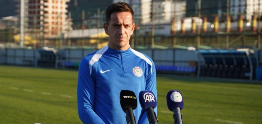 FUTBOLCU AMİR HADZİAHMETOVİC BASIN TOPLANTISI DÜZENLEDİ