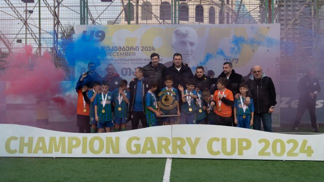 RİZESPOR U9 TAKIMI GÜRCİSTAN’DA ŞAMPİYON OLDU