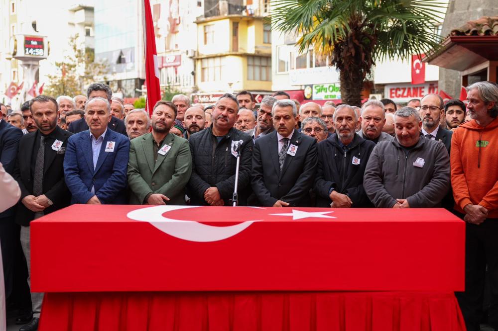 ŞEHİT TEĞMEN CEYHUN KALYONCU DUALARLA EBEDİYETE UĞURLANDI