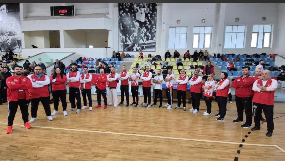 CANAN CEYLAN ALPAGUT DÜNYA KUPASI'NDA TARİHİ BAŞARI!