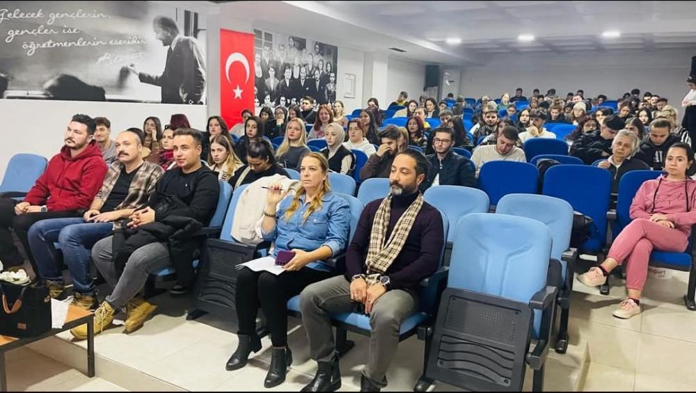 GELİBOLU’DA ÖĞRENCİLERE “KENDİME İYİ BAK” KONULU SEMİNER VERİLDİ.
