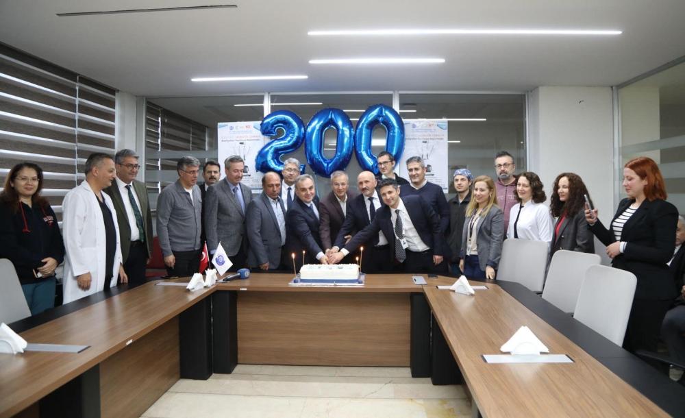 ERÜ HASTANELERİ’NDE ROBOTİK CERRAHİ İLE 200. AMELİYAT BAŞARIYLA TAMAMLANDI