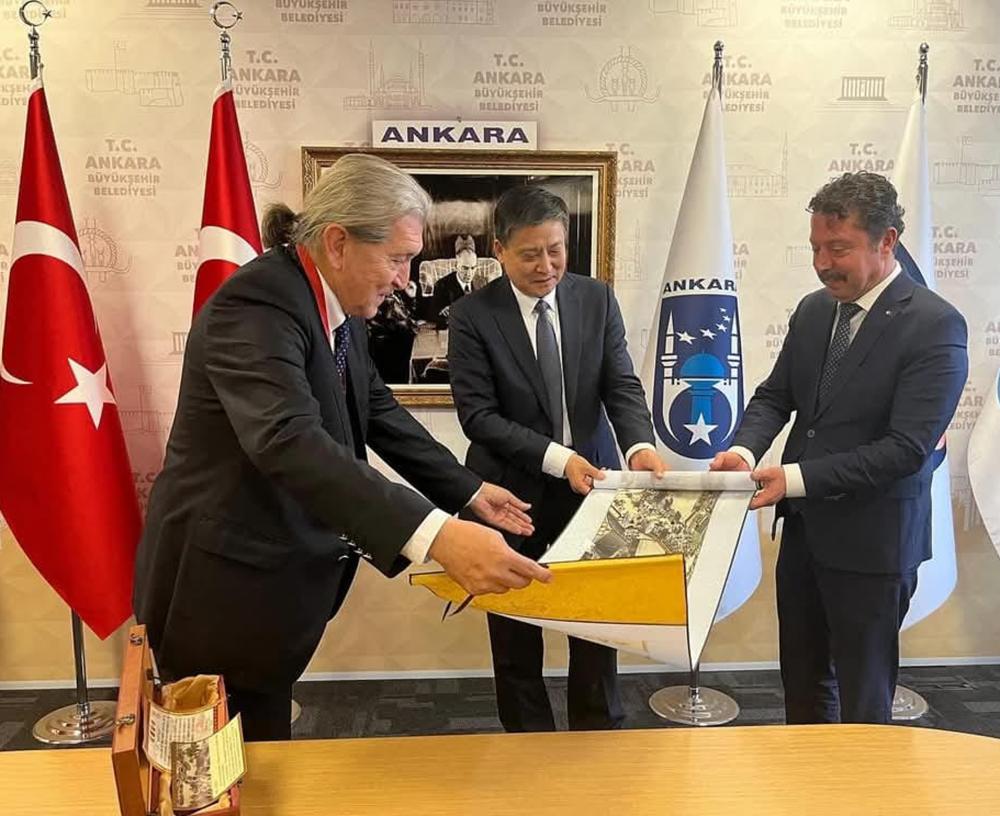 BEYPAZARI BELEDİYE BAŞKANI DR. ÖZER KASAP 