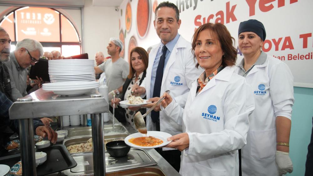 SEYHAN BELEDİYESİ KENT LOKANTALARI YOĞUN İLGİ GÖRÜYOR