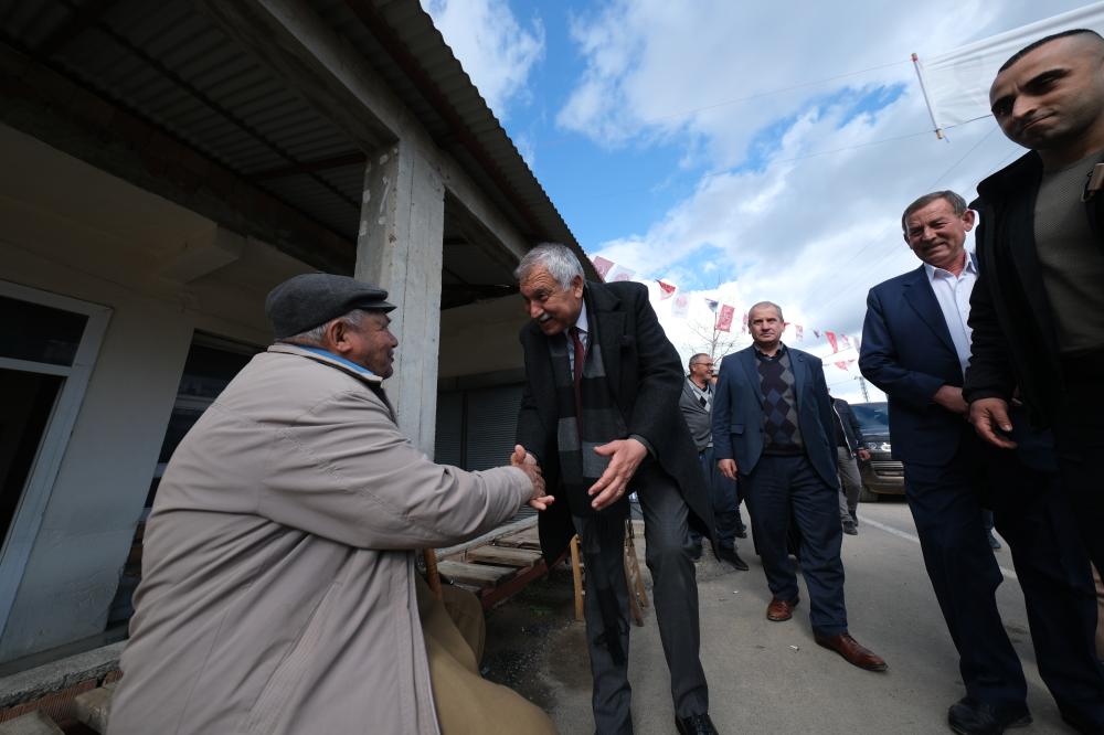 ZEYDAN KARALAR, 7 BİN EMEKLİYE YENİ YIL DESTEĞİ SAĞLADI