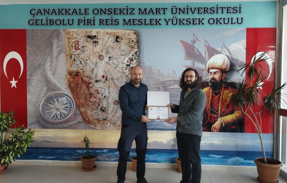 ÇANAKKALE’DE DENİZCİLİK PANELİ: MURAT ÖZBEK’TEN ÖĞRENCİLERE KARİYER TAVSİYELERİ