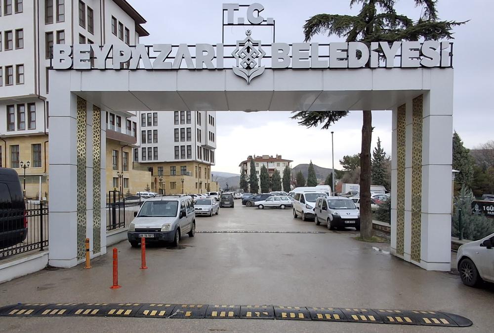 BEYPAZARI BELEDİYESİ’NDEN İŞ ARAYANLARA DESTEK: KARİYER MERKEZİ AÇILDI
