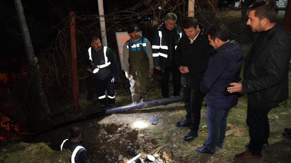 BAŞKAN TUTDERE’DEN TOKİ’DEKİ 377 AİLEYE YENİ YIL SÜRPRİZİ: SU SORUNU ÇÖZÜLDÜ