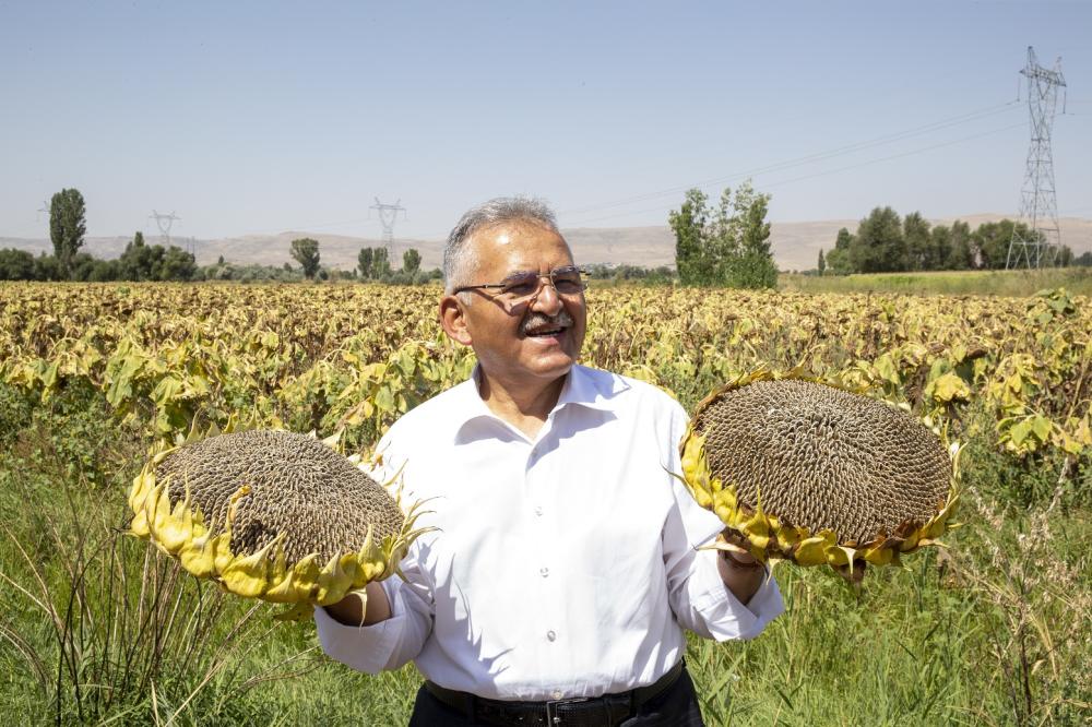 KAYSERİ BÜYÜKŞEHİR’DEN 2024’TE TARIM VE HAYVANCILIĞA 200 MİLYON TL YATIRIM