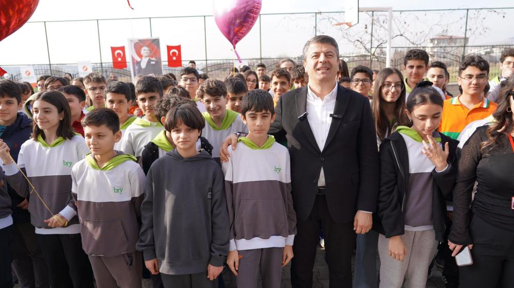 BAŞKAN TUTDERE ÇOCUKLARLA BULUŞTU: “MODERN VE SOSYAL BİR ADIYAMAN İÇİN ÇALIŞIYORUZ”