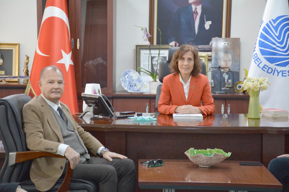 AYAMDER’DEN SEYHAN BELEDİYESİ’NİN ASKIDA YEMEK PROJESİNE DESTEK