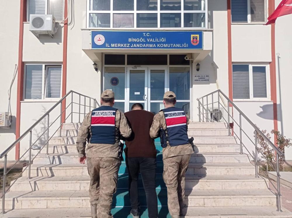 BİNGÖL’DE JANDARMADAN UYUŞTURUCU VE ŞANTAJ OPERASYONU