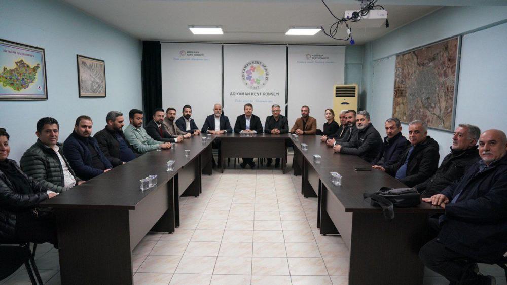 BAŞKAN TUTDERE’DEN ADIYAMAN KENT KONSEYİ’NE HAYIRLI OLSUN ZİYARETİ