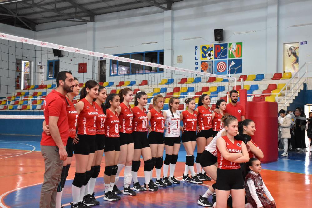 HAKKARİ SPORTİF FAALİYETLER KULÜBÜ, PLAY-OFF’A YÜKSELDİ!