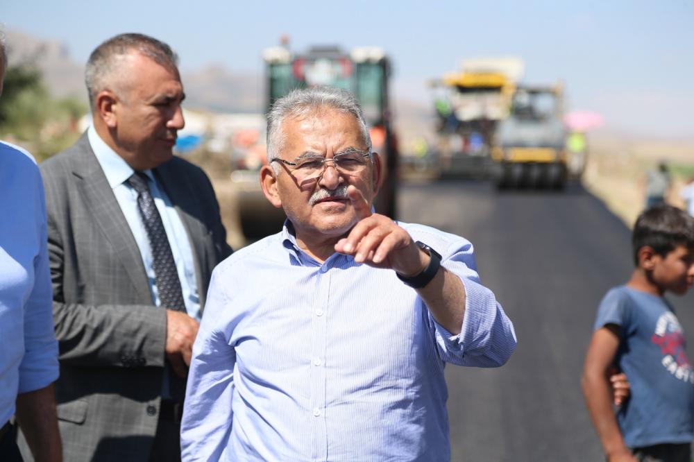 KAYSERİ BÜYÜKŞEHİR BELEDİYESİ’NDEN KIRSAL YOLLARA DEV YATIRIM