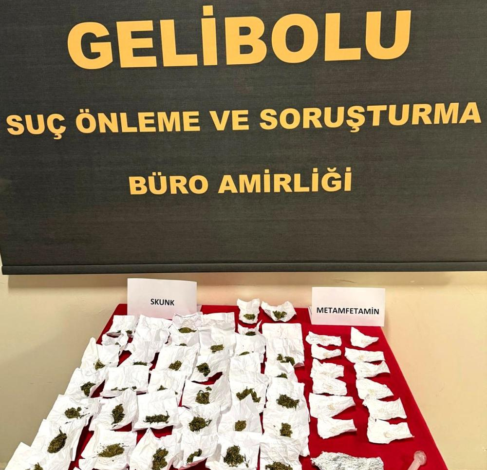 ÇANAKKALE POLİSİ UYUŞTURUCUYA GÖZ AÇTIRMIYOR: BAŞARILI OPERASYON SONUCU ŞÜPHELİ YAKALANDI