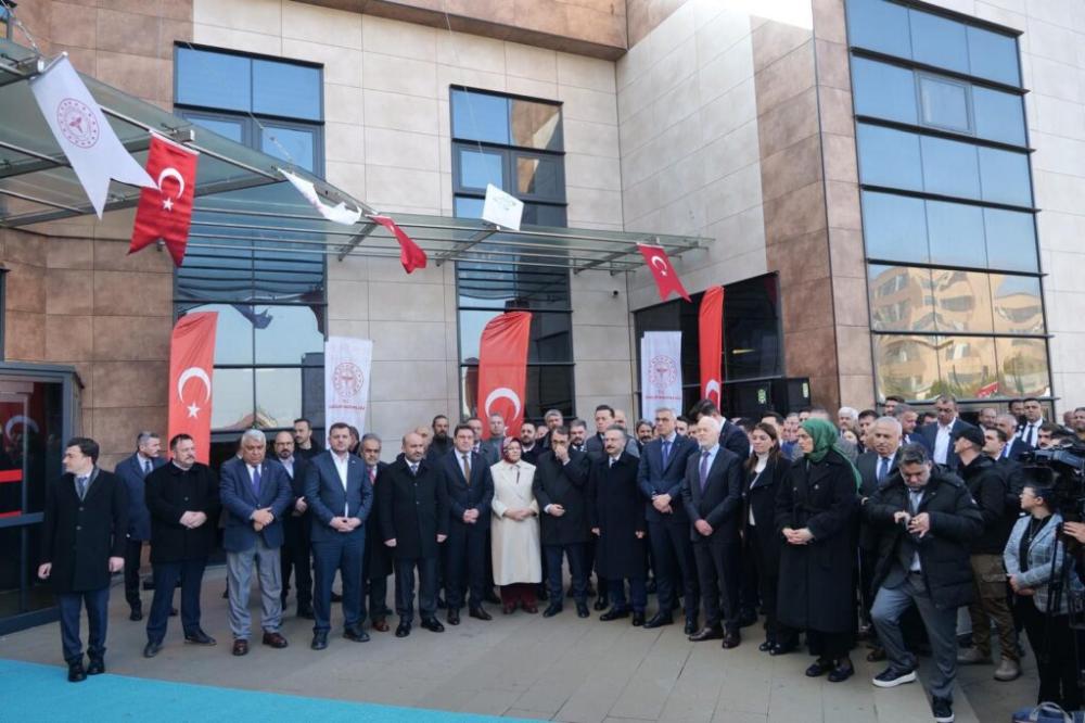 SAĞLIK BAKANI MEMİŞOĞLU: 