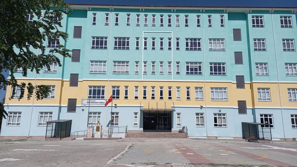 15 GÜNLÜK TATİL BİTTİ, BEYPAZARI’NDA EĞİTİM YENİDEN BAŞLADI