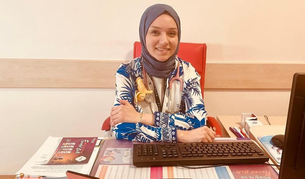 BESNİ’DE SAĞLIK HİZMETLERİ GÜÇLENİYOR: YENİ KBB UZMANI HASTA KABULÜNE BAŞLADI