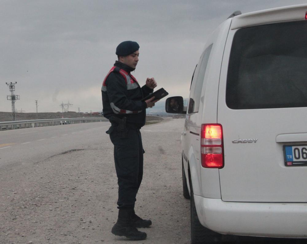 GÜDÜL İLÇE JANDARMA KOMUTANLIĞI DENETİMLERİNİ SIKLAŞTIRDI