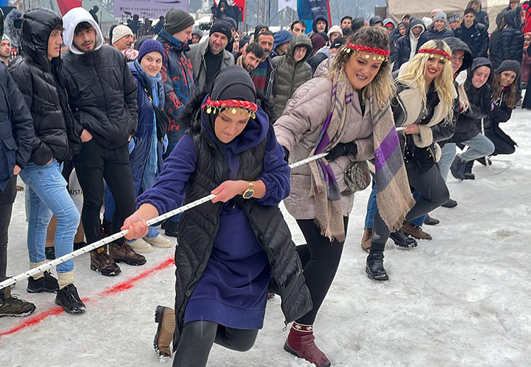 17. AYDER KAR FESTİVALİ BAŞLADI! KATILIMCILAR DOYA DOYA EĞLENDİ