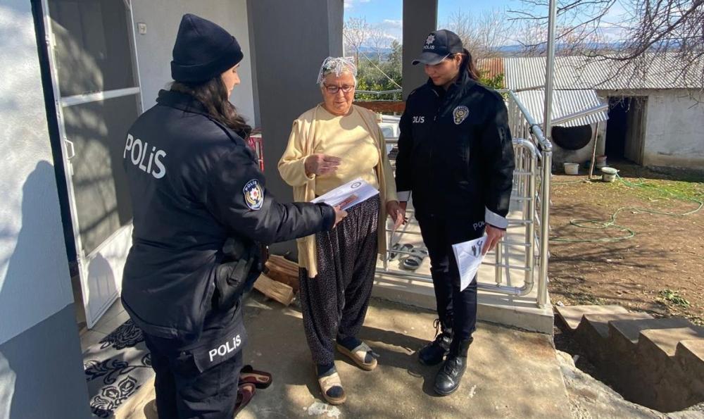 SUMBAS’TA EMNİYET MÜDÜRLÜĞÜ’NDEN GENİŞ ÇAPLI TRAFİK VE GÜVENLİK EĞİTİMİ