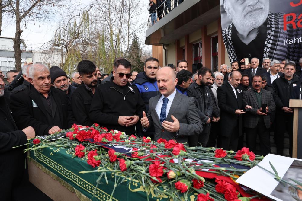 KAHTA, DEĞERLİ SANATÇISINI SON YOLCULUĞUNA UĞURLADI