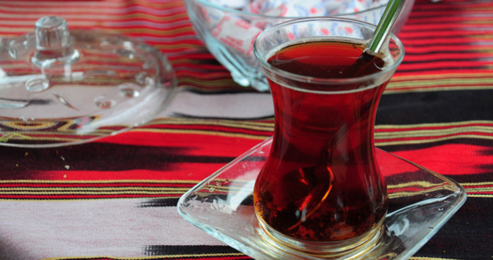 RTEÜ REKTÖRÜ YILMAZ: GÜNDE 3-5 BARDAK ÇAY KALP SAĞLIĞINI KORUYOR
