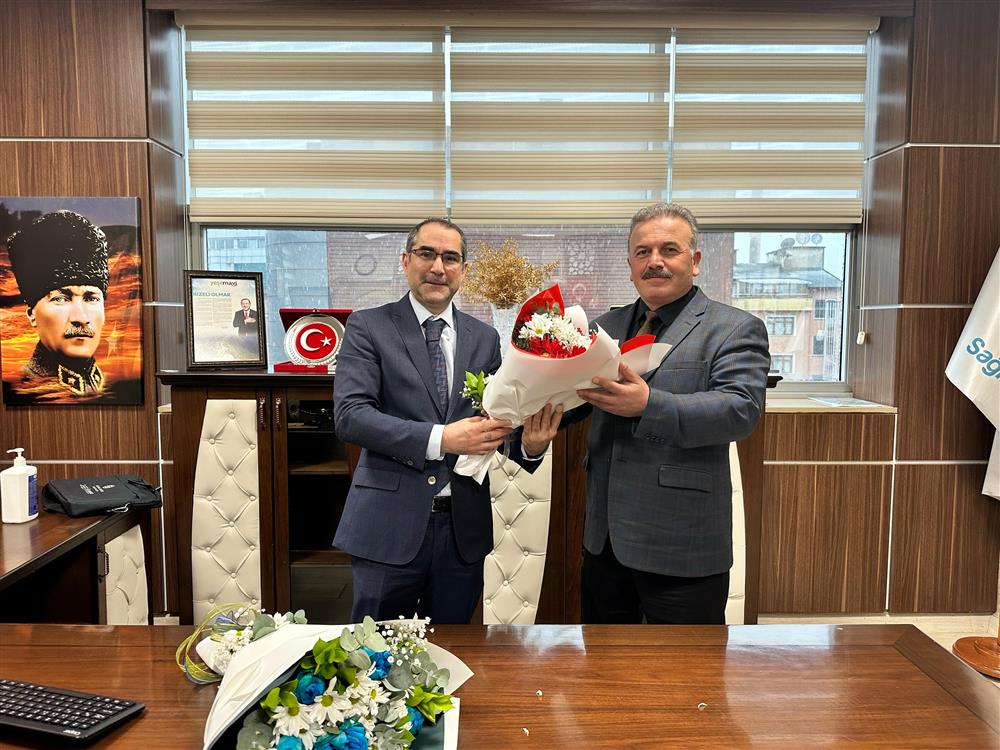 RİZE İL SAĞLIK MÜDÜRLÜĞÜ’NDE DEVİR TESLİM: DEMİRAL, GÖREVİ TEPE’DEN DEVRALDI