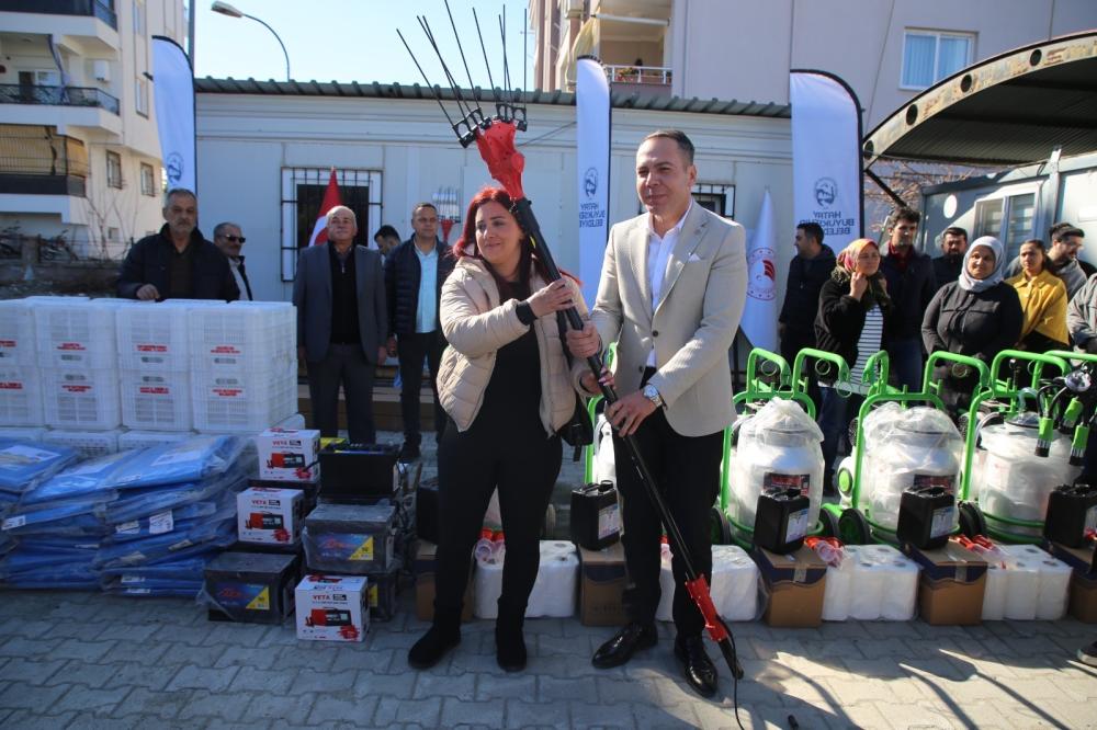 HATAY’DA TARIMA DESTEK: 6 BİN 172 TEKNİK EKİPMAN DAĞITILDI