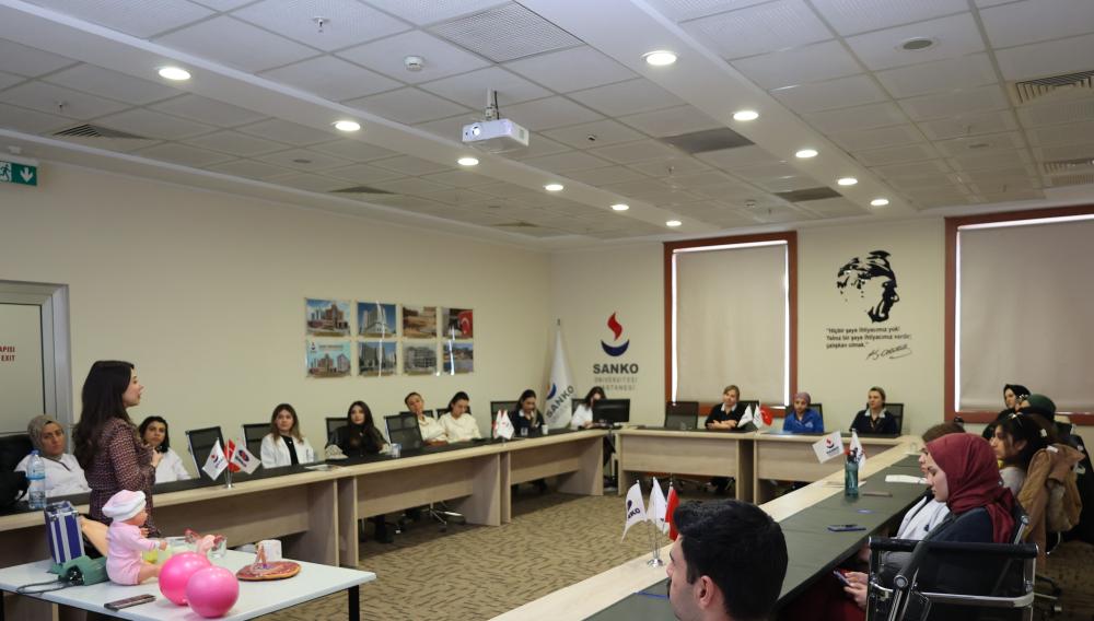 ANNE ADAYLARINA ÖZEL EĞİTİM: SAĞLIKLI BİR GEBELİK İÇİN ÖNERİLER
