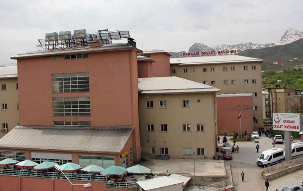 HAKKARİ’DE KİMYASAL PATLAMA: İKİ KARDEŞ AĞIR YARALANDI