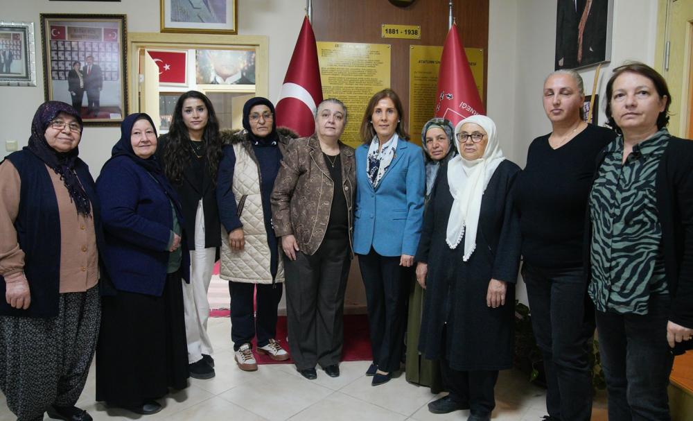 Seyhan Belediye Başkanı Oya Tekin, Şehit Aileleriyle İftarda Buluştu