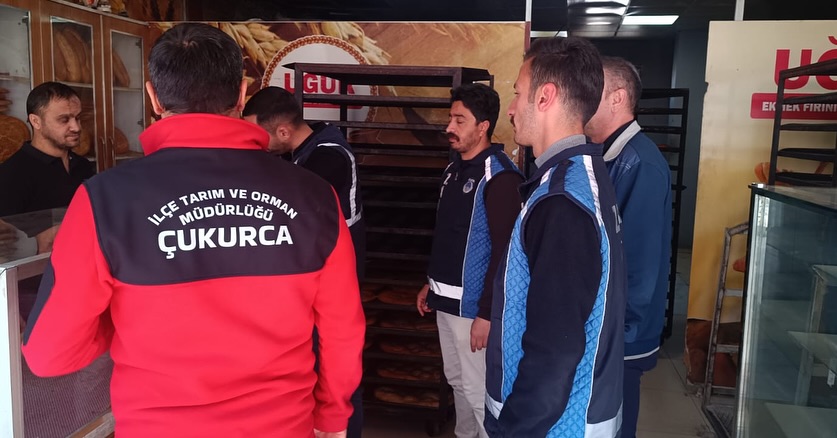 ÇUKURCA’DA FAHİŞ FİYAT VE SON KULLANMA TARİHİ DENETİMİ YAPILDI