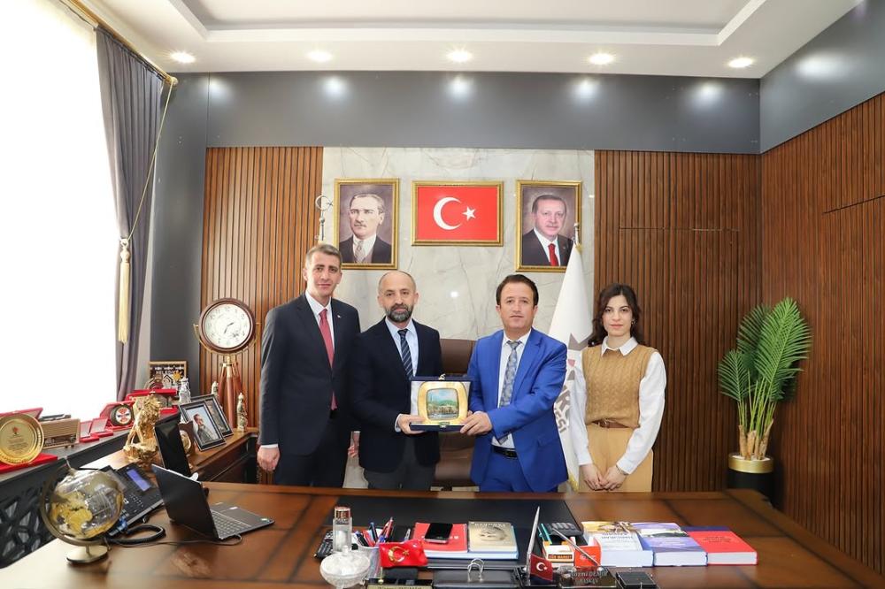 ÇUKURCA’DA YEŞİLAY’DAN FARKINDALIK HAMLESİ: RESMİ ZİYARETLER GERÇEKLEŞTİ