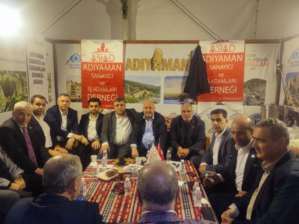 MİLLETVEKİLİ RESUL KURT, SULTANGAZİ’DE VATANDAŞLARLA İFTARDA BULUŞTU