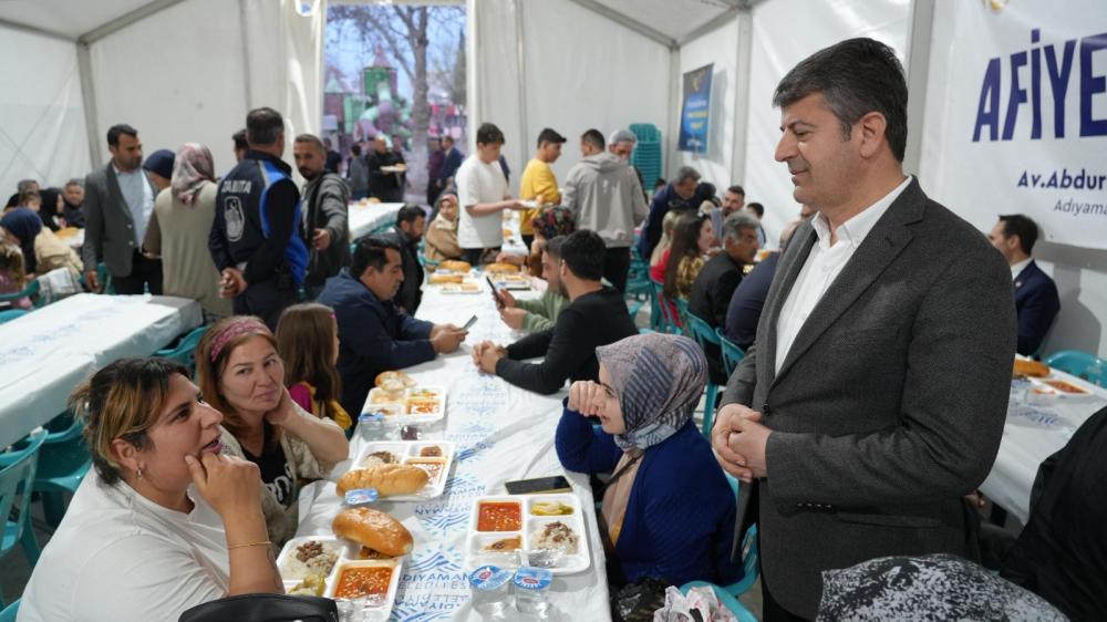CENK KÜPELİ VE MUSTAFA KEMAL AKIN, ADIYAMAN’DA İFTAR PROGRAMINA KATILDI