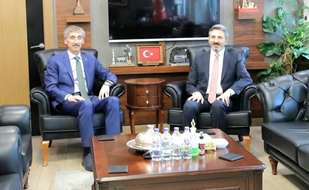 TÜRK DİYANET VAKIF-SEN GENEL BAŞKANI NURİ ÜNAL’DAN BAKAN YARDIMCISI AHMET AYDIN’A ZİYARET