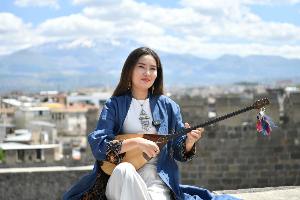 Büyükşehir İle Kayseri Kalesi'nde Kazak Ezgileri Yükseldi