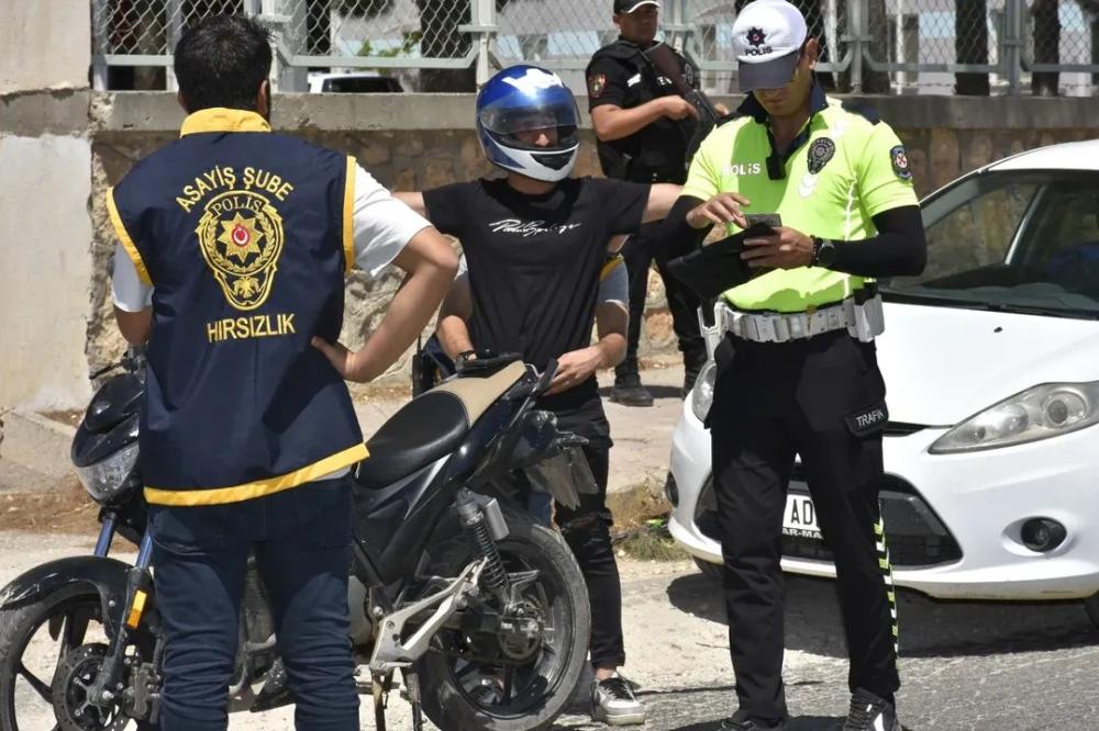 Adıyaman’da “Türkiye Güven Huzur Uygulaması-2” Kapsamında Geniş Çaplı Denetim