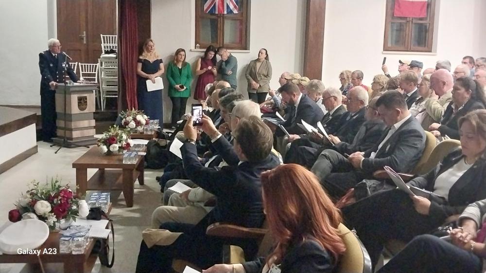 ÇANAKKALE SAVAŞINA KATILANLARIN TORUNLARI GELİBOLU’DA BARIŞ İÇİN BULUŞTU